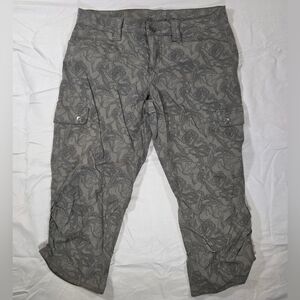 Eddie Bauer Green Gray Patterned Cargo Capris